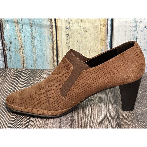 Amalfi By Rangoni Women’s Brown Suede Heels Pump Size 10M Made In Italy - Picture 7 of 16